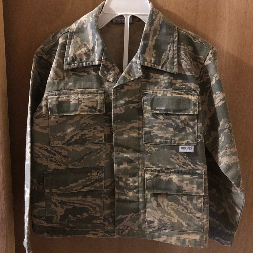 Trooper Kids Sz 2 Camo. Military Jacket/Shirt NWOT